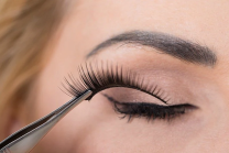Lash Application